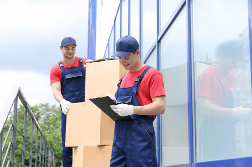 Local movers organising furniture transport for a Stockwell relocation